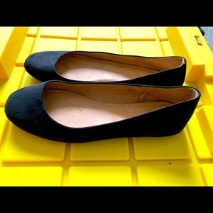Women’s black flats from old navy
